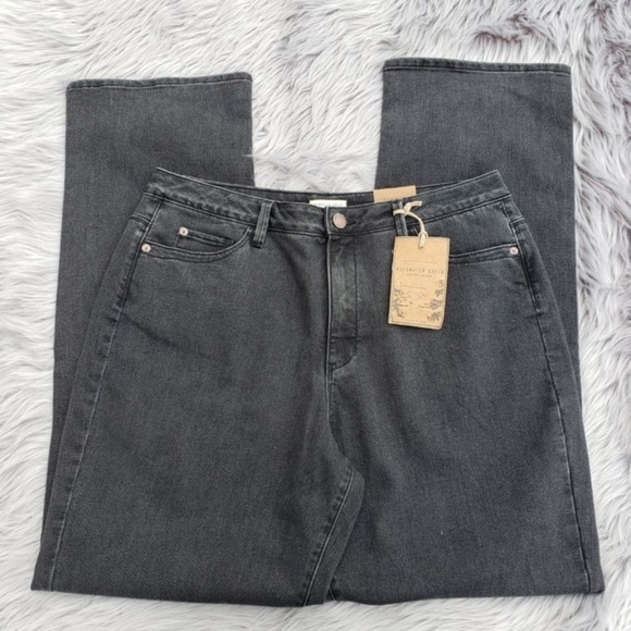 NWT Coldwater Creek classic fit jeans sz 14 - Picture 3 of 6